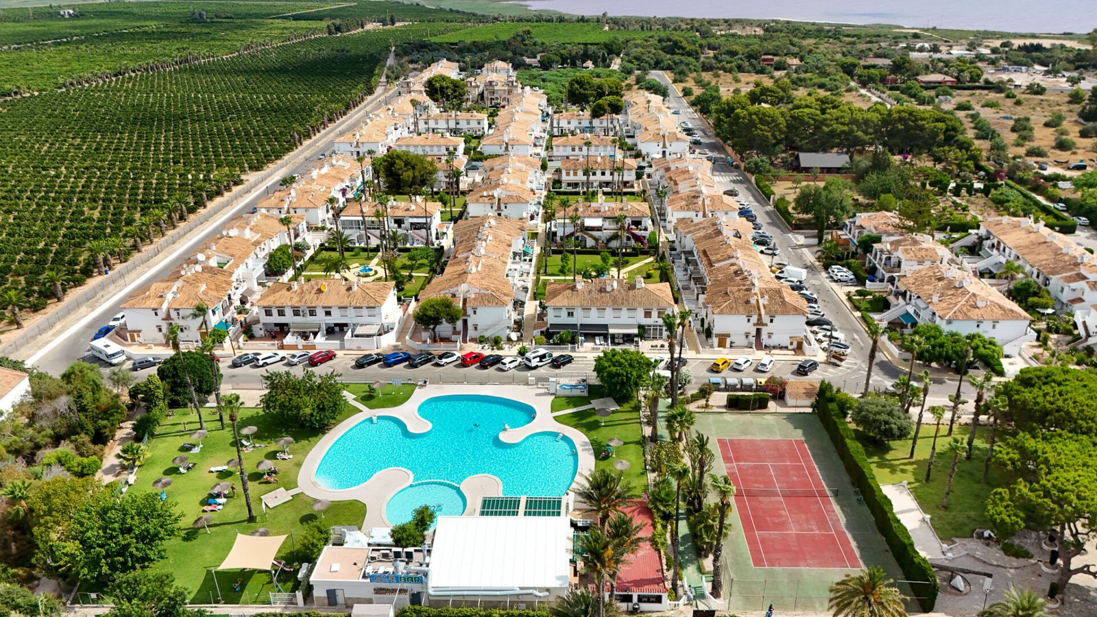 Bungalow en Lago Jardin Torrevieja — Photo 4